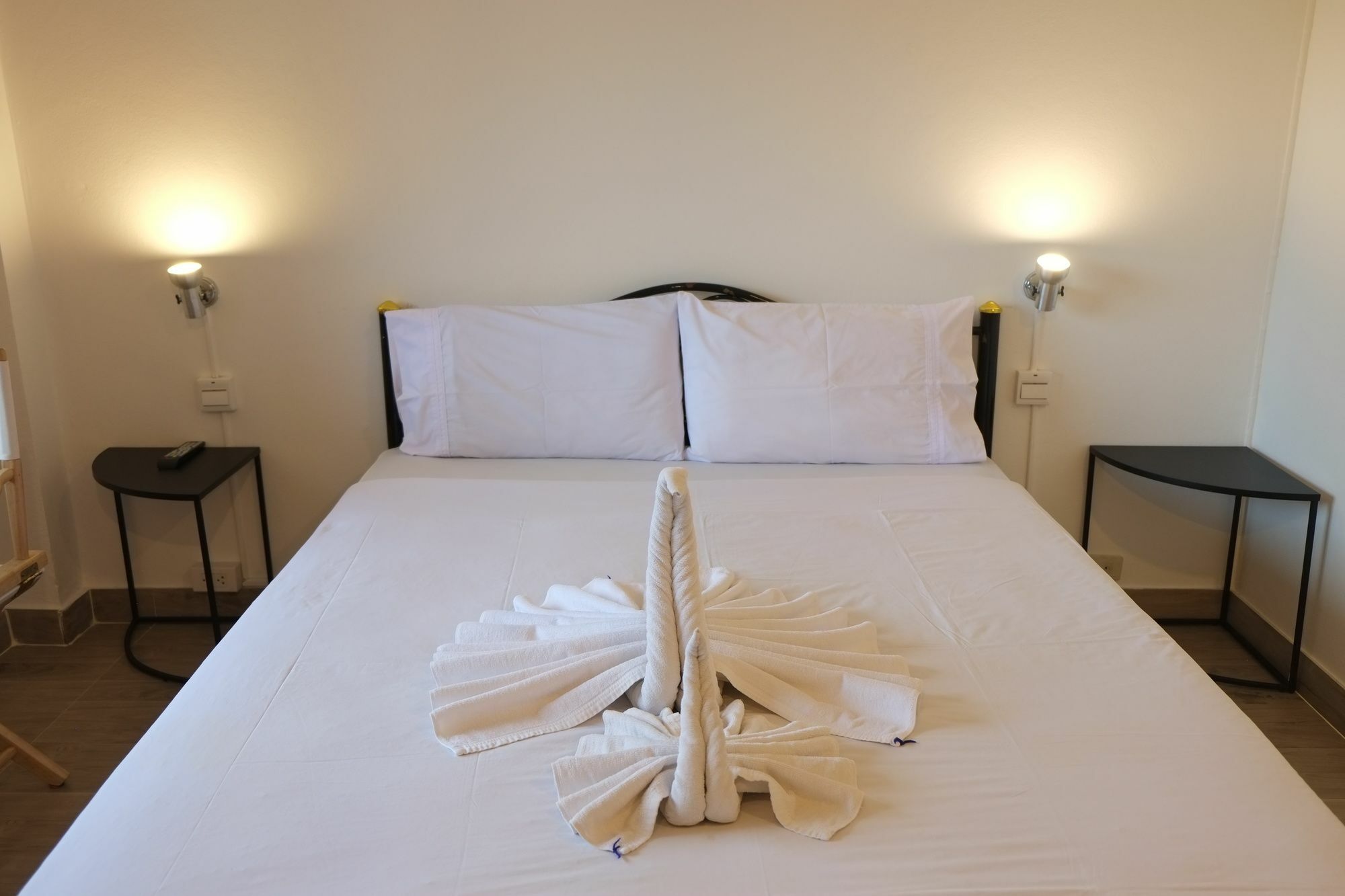 Mypatong Social Hostel Екстериор снимка