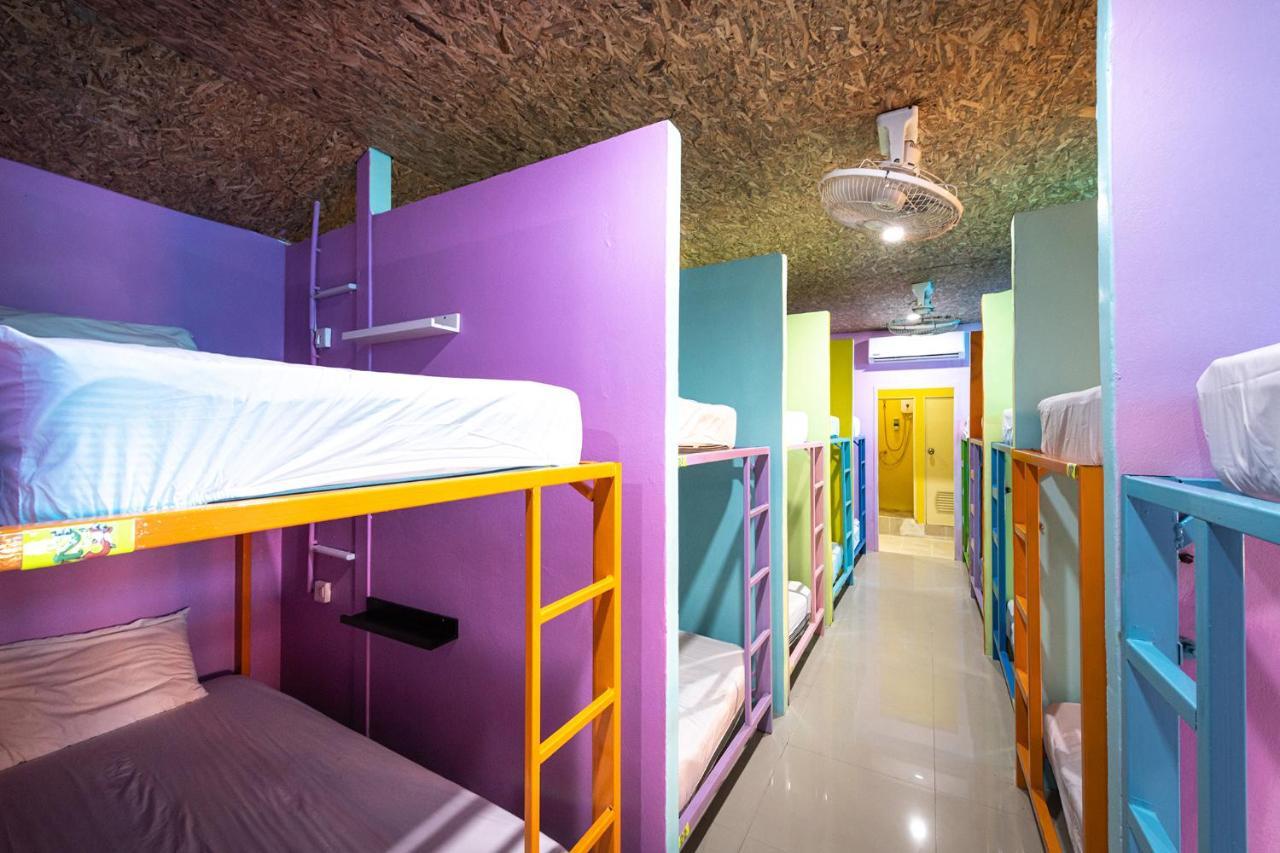 Mypatong Social Hostel Екстериор снимка