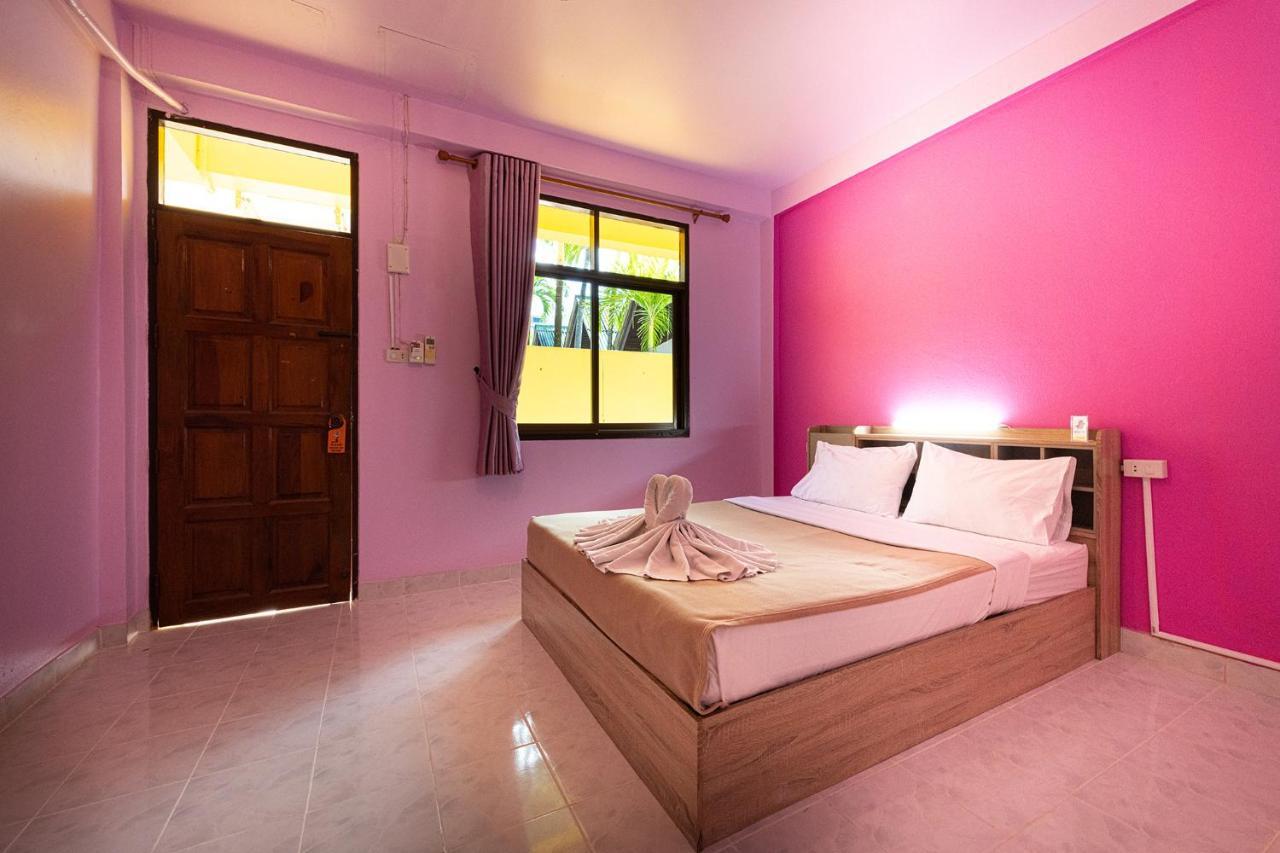 Mypatong Social Hostel Екстериор снимка